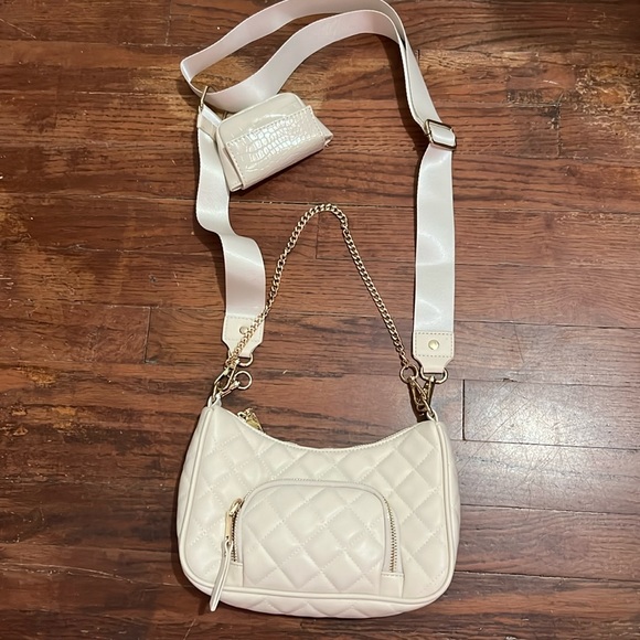 Madden NYC crossbody purse - Picture 1 of 7